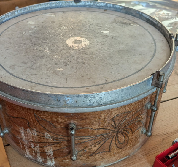 old-snare.jpg