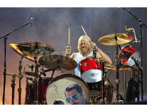 gretsch-usa-custom-drumkit-xl.jpg