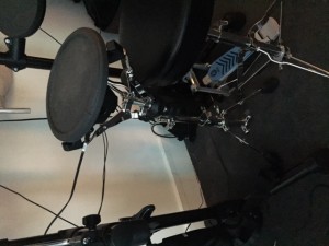 Tp70s sur pied tama HS30TP