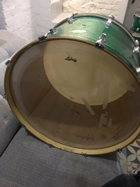 loud26 001.jpg