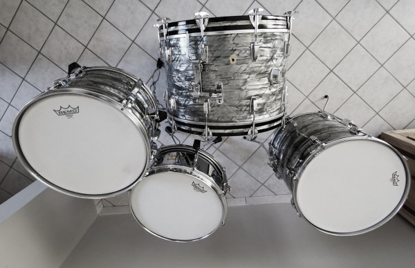 IMG-Ludwig-super classic-NB- UP-04.jpg
