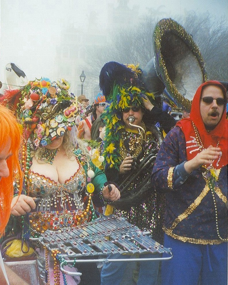 GlockSousafonMG2003Cont.jpg