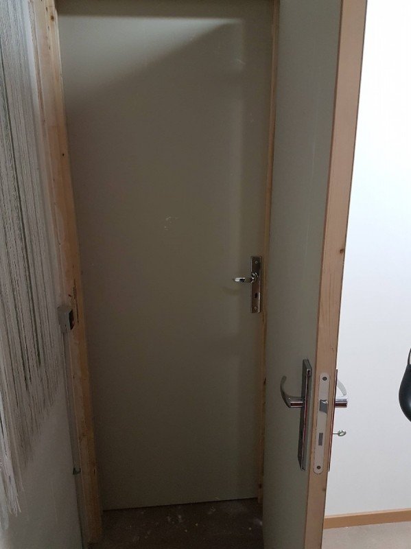 Le système de double porte en haut