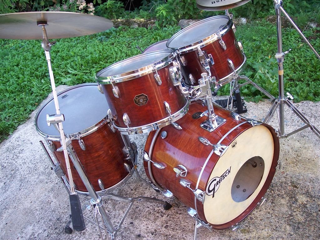 45 Gretsch 1981.JPG