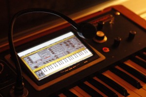 Le Polykobol ... une légende française du synthé enfin fiable, abordable et utilisable sur scène, bravo Xils labs !