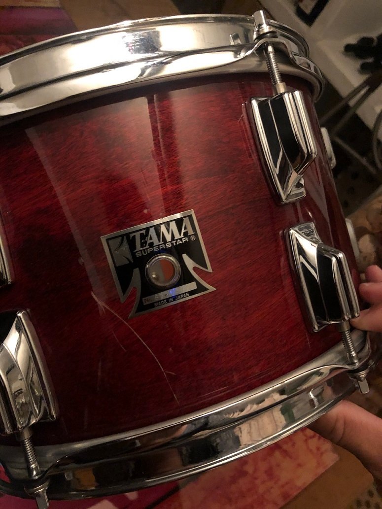 Badge Tama Superstar 1983 1.jpg