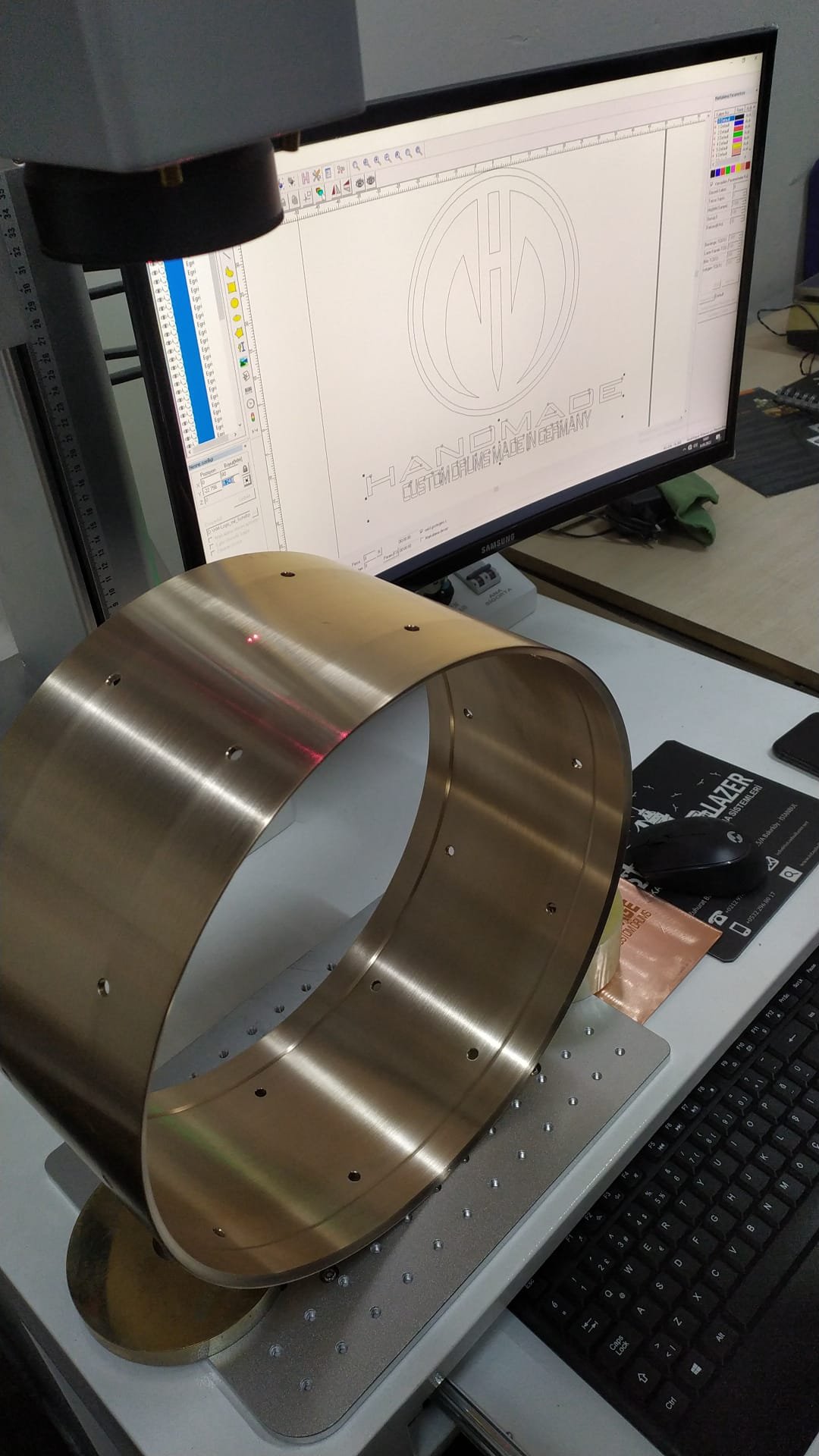 Laser logo proces.jpeg